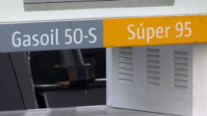 Gobierno decide por estas horas el precio de los combustibles para el mes de agosto